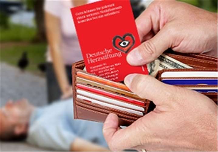 Der Notfallausweis für Herzpatienten, passend für die Geldbörse.privat