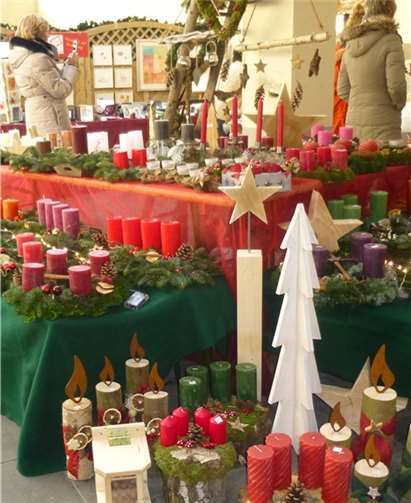 Der Oberbachemer Weihnachtsbasar hatte wieder viel zu bieten.