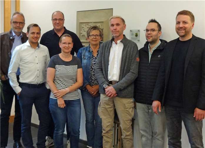 Der Ortsbeirat Ringen: v.l.n.r: Ingo Derz, Andreas Kunze, Stefan Böttcher, Sabrina v. Boguszewski, Adelheid Trocha, Lothar Barth, Daniel Dünker und Maximilian Scholl.  Foto: privat