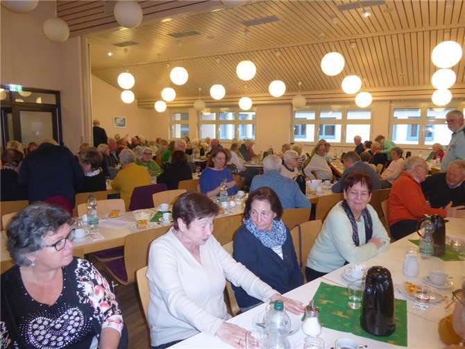 Der Ortsverbandsvorstand freute sich 130 Mitglieder begrüßen zu dürfen.  Foto: Reinhard Rudat
