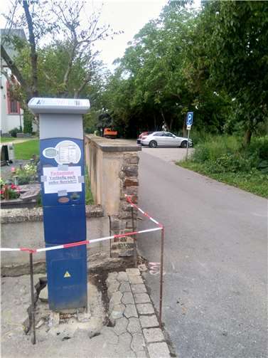 Der Parkscheinautomat am Friedhof geht am 1. Oktober in Betrieb. Foto: privat