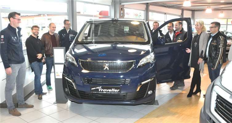Der Peugeot Travveler wurde im Autohaus Nett ebenso präsentiert...