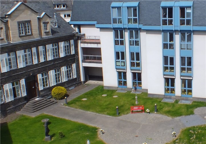 Der Pfarrgarten neben dem Altenzentrum St. Johannes kann beispielsweise für ein Gartenkonzert genutzt werden. Foto: privat