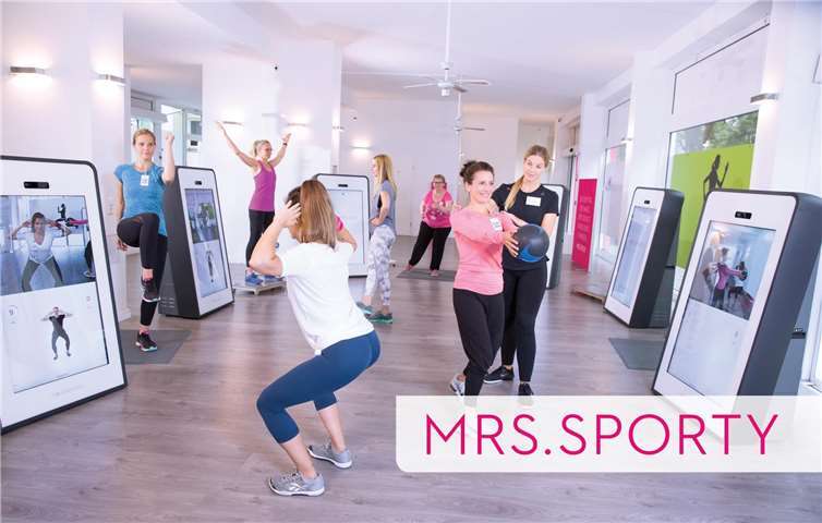 Der Pixformance Smart Trainer erkennt, ob Bewegungsabläufe sowie Haltung richtig sind und das Tempo stimmt.privat