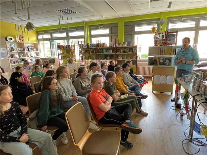 Der Polcher Autor Björn Berenz war an der Realschule plus und Fachoberschule Mendig zu Gast.  Fotos: privat