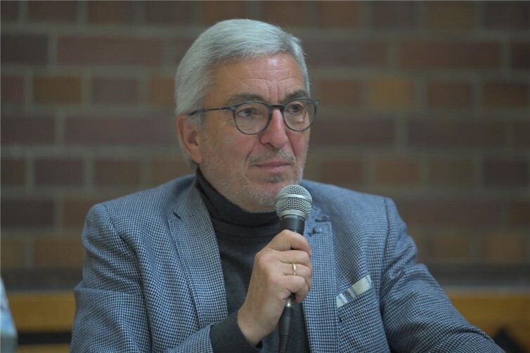 Der Politiker plauderte aus dem Nähkästchen.Foto: Lothar Scheele