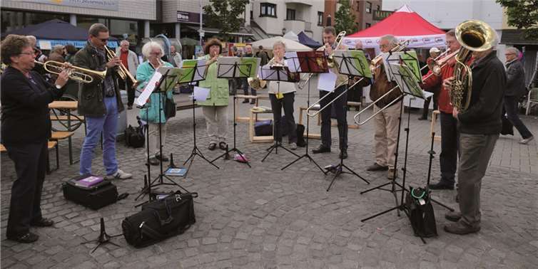 Der Posaunenchor der evangelischen Kirche eröffnete die Veranstaltung. StF