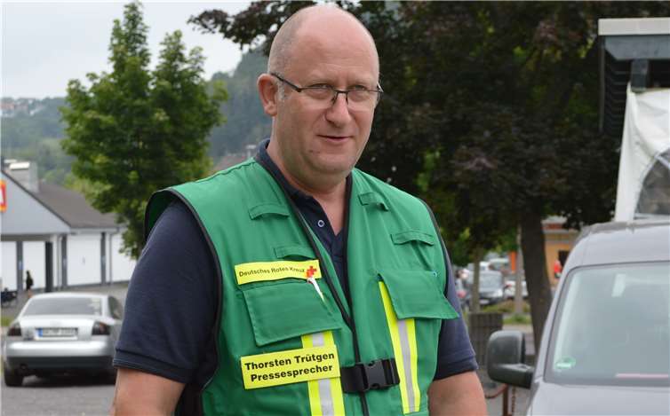 Der Pressesprecher des DRK-Kreisverbandes Thorsten Trütgen informierte über den Sachstand.Foto: AB