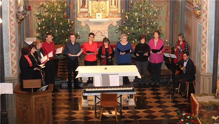 Der Projektchor Cantemos wirkte erstmals beim Dreikönigskonzert mit.