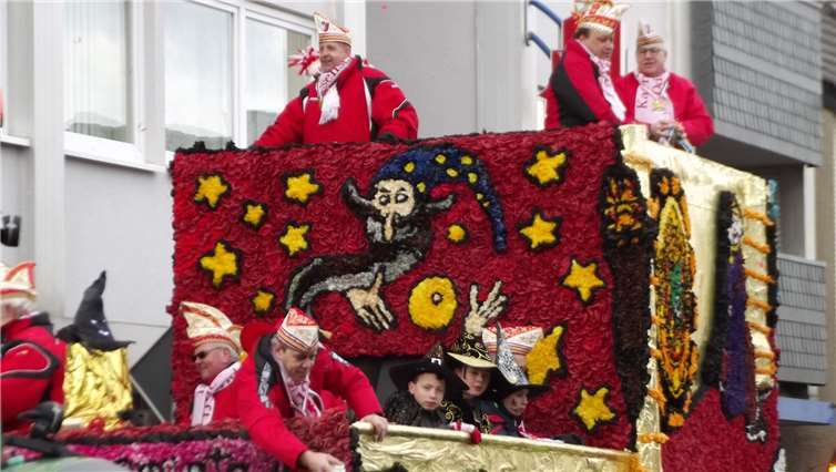 Der Prunkwagen der KG Odendorf. KG Odendorf