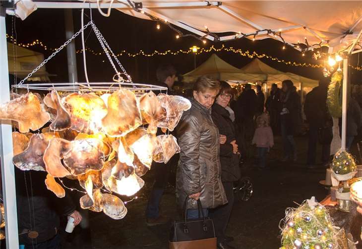 Der Puderbacher Markt bietet immer viel Dekoratives an.