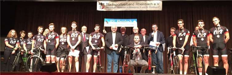 Der RSC Rheinbach mit seinen erfolgreichen Sportlern und Sportlerinnen.Caro Schlösser