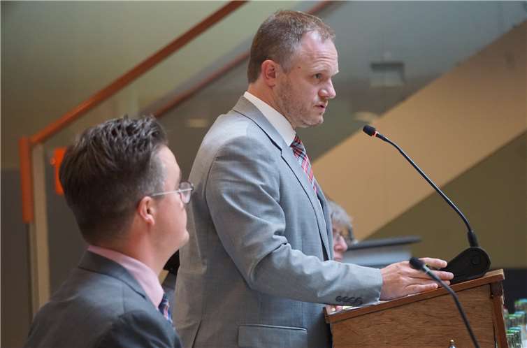 Der Rechnungshof hat OB Jan Einig aufgefordert, den vom Stadtrat beschlossenen Haushalt 2020 auszusetzen. Foto: FF