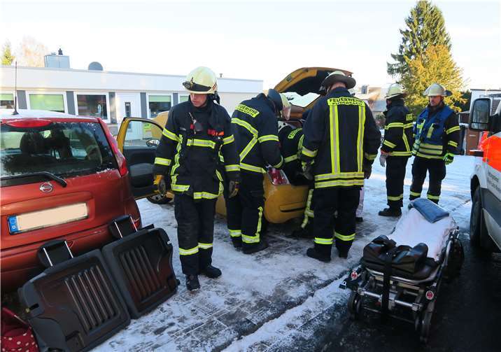 Der Rettungswagen der DRK wurde vorsorglich auch gerufen.