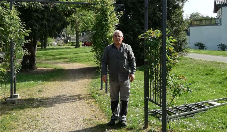 Der Rosengarten im Lunapark wurde von „Baumflüsterer“ Adel Hesso wieder in Form gebracht.Foto: privat