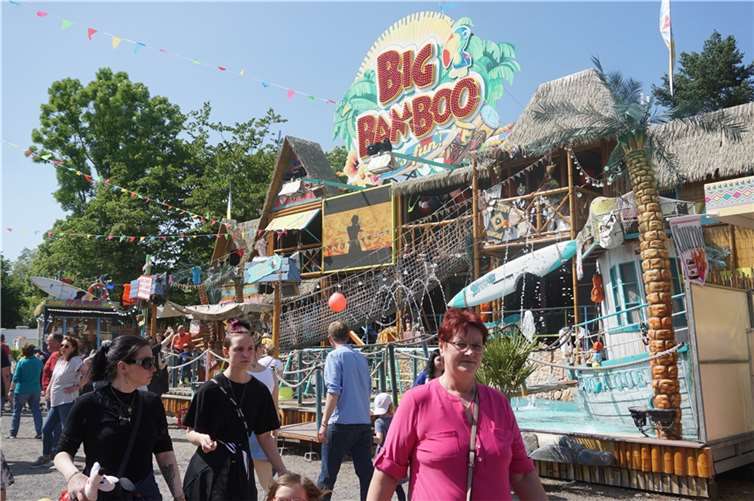 Der Rummel hatte für alle GenerationenSpaß, Action und jede Menge Adrenalin zu bieten.