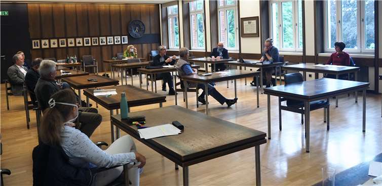 Der „Runde Tisch Klimaschutz“ kam zum ersten Mal im Bendorfer Rathaus zusammen. Foto: Stadt Bendorf