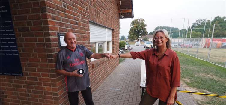 Der SC Rhein Ahr Sinzig freut sich, dass Antonio Almeida eine verdiente Würdigung für sein großes Engagement im Verein erfahren durfte.Foto: privat