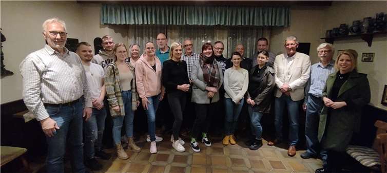 Der SPD-Ortsverein Leutesdorf hat die Liste für die Gemeinderatswahl am 9. Juni aufgestellt.  Foto: SPD-Ortsverein Leutesdorf