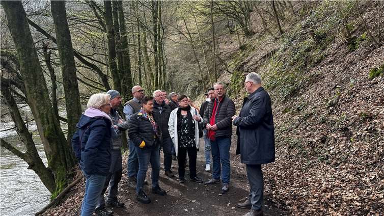 Der SPD Ortsverein Niederbieber-Segendorf startete in diesem Jahr mit seinem traditionellen Rundgang in den Stadtteilen und anschließendem Bürgergespräch in Altwied.  Foto: SPD Ortsverein Niederbieber-Segendorf