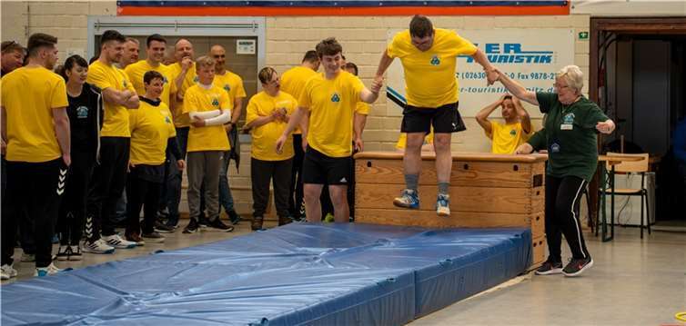 Der SV Urmitz hatte fur die Teilnehmenden ein abwechslungsreiches Programm zusammengestellt.