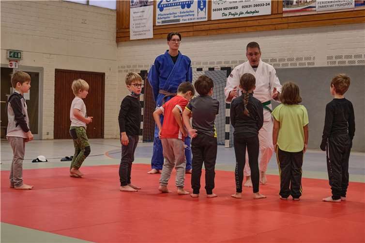 Der SV Urmitz hatte kürzlich junge und erwachsene Menschen zum „Tag des Judo“ in die örtliche Peter-Häring-Halle eingeladen.Foto: privat