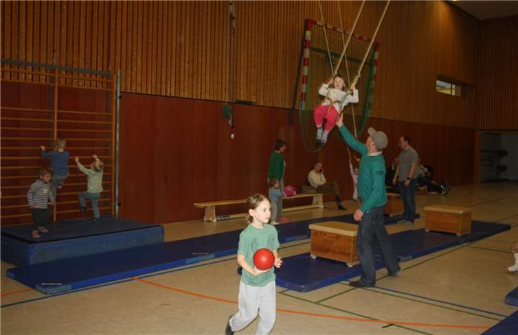 Der SV Wachtberg kann nach den Sommerferien in NRW alle Kinderturnkurse, sowie das Kindertanzen und die Gymnastik für Damen anbieten.Quelle: SV Wachtberg