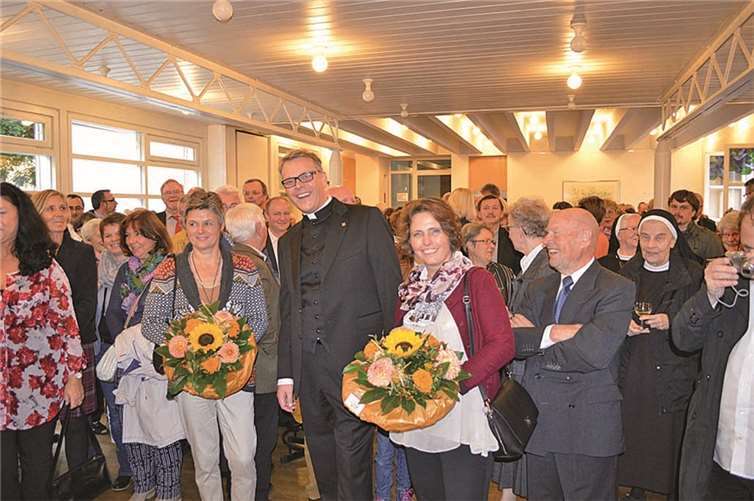 Der Saal des Pfarrzentrums war fast zu klein, um die vielen Gratulanten aufzunehmen.