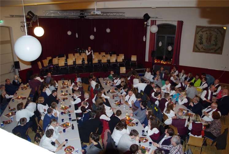 Der Saal im neuen Winzerverein war sehr gut besucht.privat