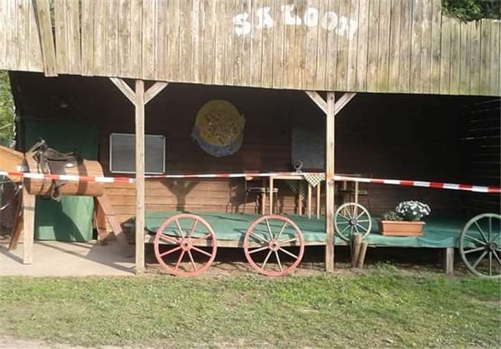 Der Saloon.