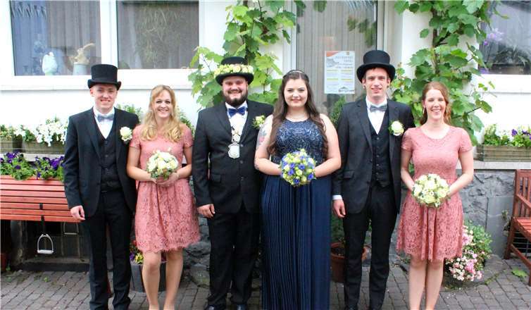 Der Samstagabend stand ganz im Zeichen desJunggesellenkönigspaares, Dominik Schwager und Laurie Stirnberg.
