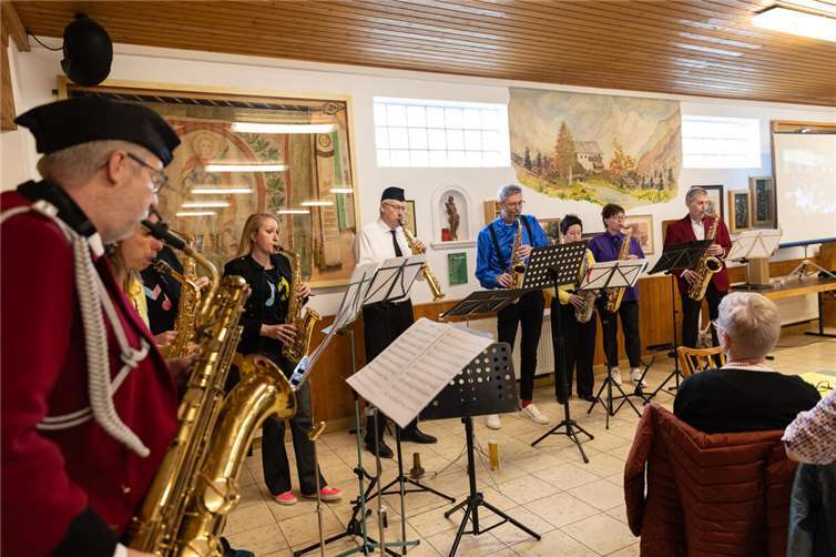 Der Saxofonsatz beim musikalischen Rückblick.