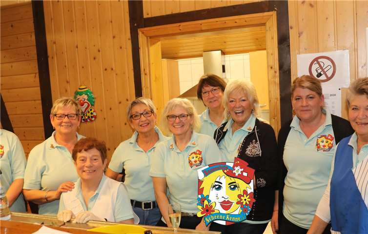 Der Scheene Kenne-Vorstand freut sich über die gute Stimmung.Fotos: privat