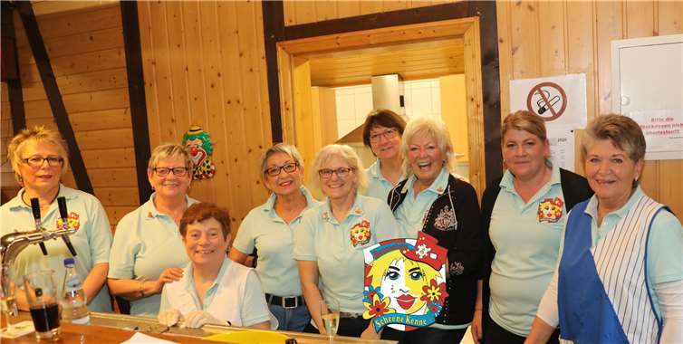 Der Scheene Kenne-Vorstand freut sich über die gute Stimmung.Foto: privat