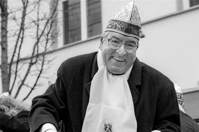 Der Schinnebröder Senator Rudi Kniel ist verstorben.  Quelle: KG Blau-Weiss Neuenahrer Schinnebröder