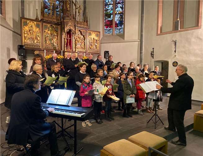 Der Schlusschor beim Einsingen. Foto: privat