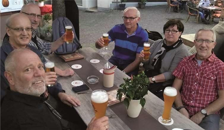 Der Schuljahrgang 1953/54 der Volksschule Rieden traf sich zum 60. Jubiläum. privat