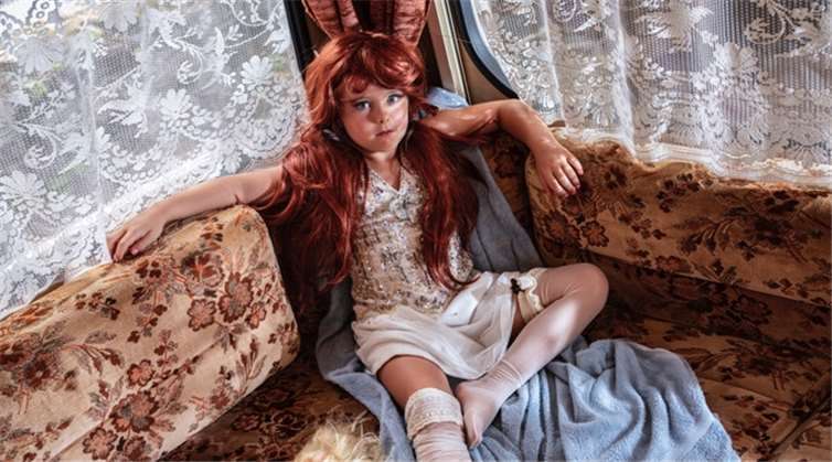 Der Schutz vor sexueller Ausbeutung wird in der Ausstellung thematisiert. Foto:Julia Berlin