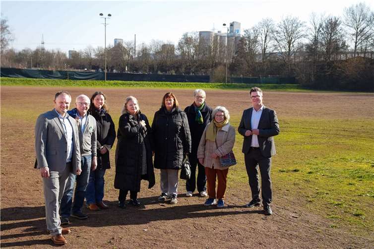 Der Seniorenbeirat der Stadt informierte sich ebenso vor Ort.  Foto: Maxie Meier