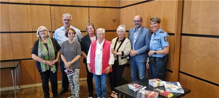Der Seniorenbeirat hielt gemeinsam mit der Verbandsgemeinde und der Polizei Bendorf einen Vortrag über die Sicherheit im Alltag. Foto: VG SB Vallendar