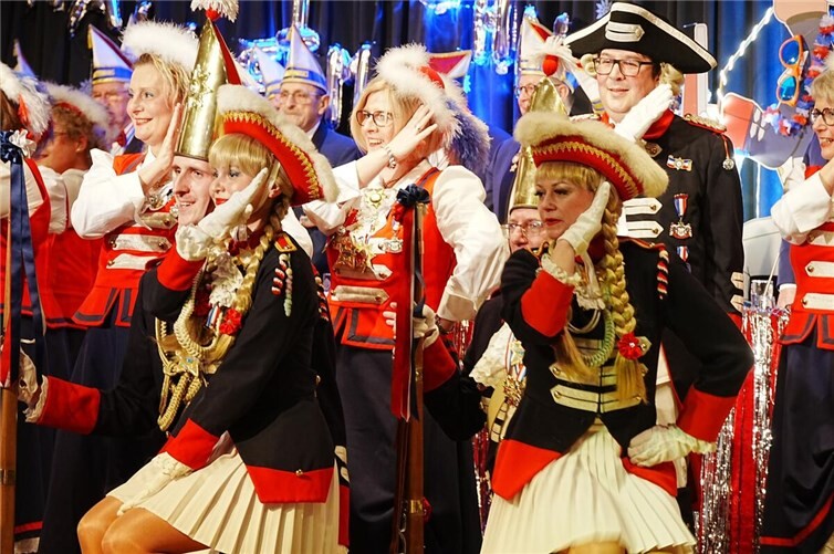 Der Sessiontanz der Ehrengarde hält wieder einige Überraschungen bereit.Fotos: FF