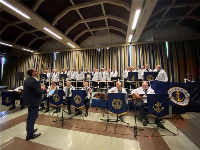 Der Shanty-Chor der Marinekameradschaft aus Lahnstein. Foto: privat