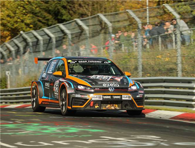 Der Sharky-Racing VW Gold GTI TCR machte den vierten Platz. Foto: privat
