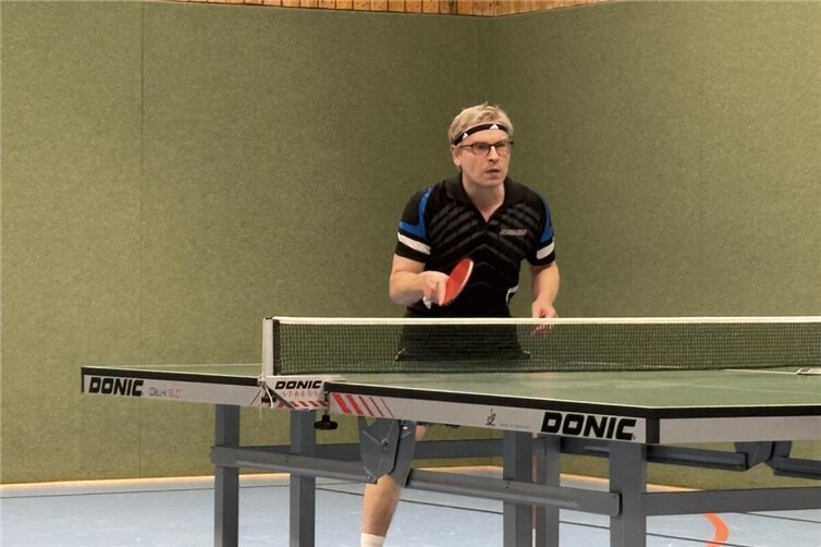 Der Sieg von Markus Kossytorz am oberen Paarkreuz und im Doppel reichte nicht zum Punktgewinn für die 1. Herren.