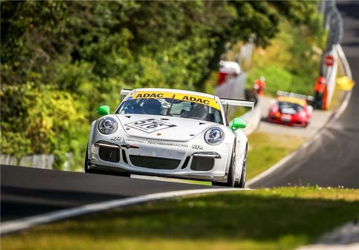 Der Sieger im sechsten Lauf des „Nordeifelpokal“, der Porsche 991 GT3 von Raceunion Teichmann Racing.privat