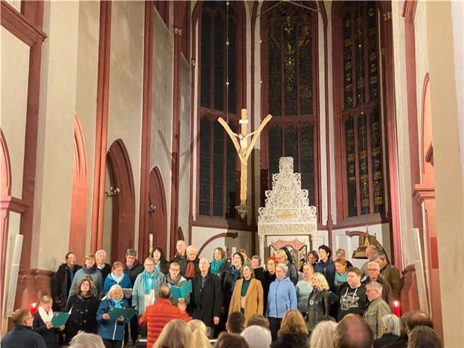 Der Singkreis 70 in der Liebfrauenkirche. Foto: privat