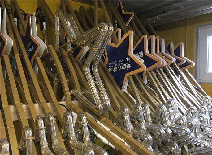 Der Sinziger Sternenzauber im Sommerlager der Aktivgemeinschaft, bereit für den nächsten Einsatz ab November.Foto: Aktivgemeinschaft„Wir sind Sinzig“