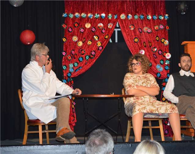 Der Sketch „Beim Therapeuten“.Fotos: AB