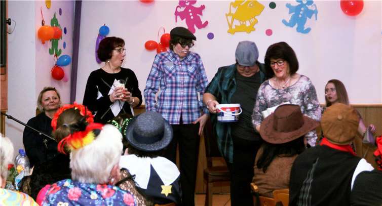 Der Sketch vom Kinobesuch kam bestens an.