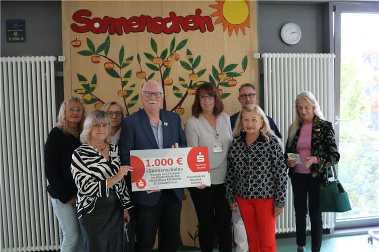 Der „Sonnenschein“ e. V., der die Kinderstation des St. Elisabeth Krankenhauses Neuwied tatkräftig unterstützt, freut sich über eine großzügige Spende.  Foto: privat